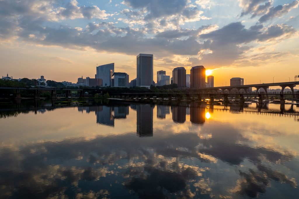 Canal morning skyline
